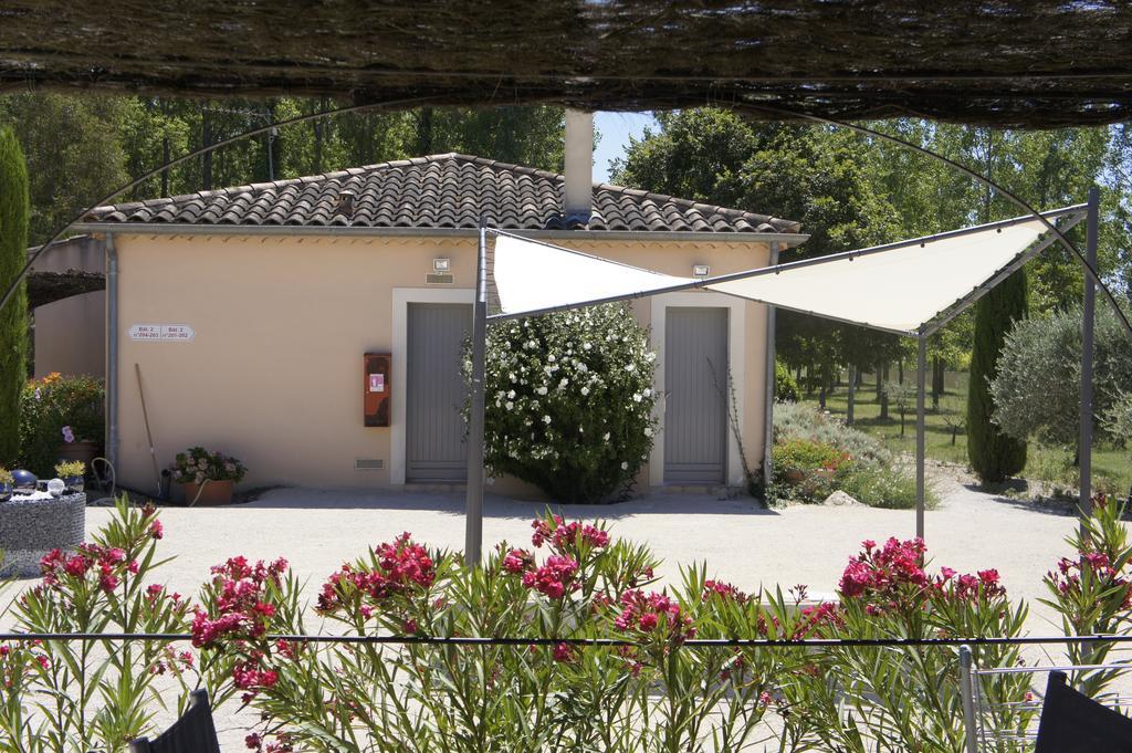 Residence Les Peupliers Loriol-du-Comtat Buitenkant foto